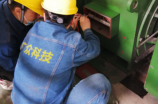 廣眾電動(dòng)機(jī)軸承溫度振動(dòng)監(jiān)測(cè)裝置 具備語音報(bào)警功能