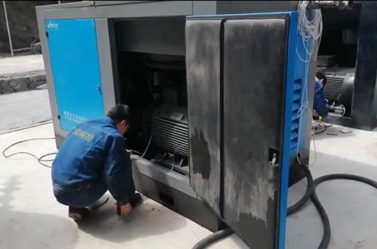 礦用空壓機(jī)電動(dòng)機(jī)軸承溫度振動(dòng)監(jiān)測(cè)裝置 鄭州廣眾生產(chǎn)