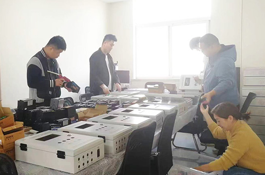 廣眾空壓機(jī)儲(chǔ)氣罐超溫保護(hù)裝置生產(chǎn)忙