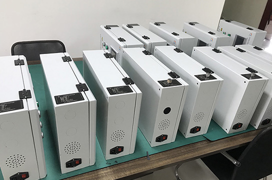 長(zhǎng)治客戶訂購(gòu)的13臺(tái)ZBK380型空壓機(jī)保護(hù)裝置生產(chǎn)完成