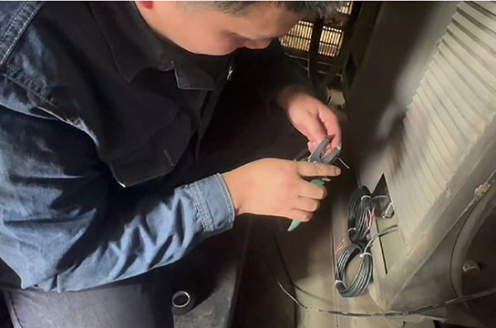 空壓機(jī)斷油保護(hù)裝置：預(yù)防空壓機(jī)斷油的有效解決方案